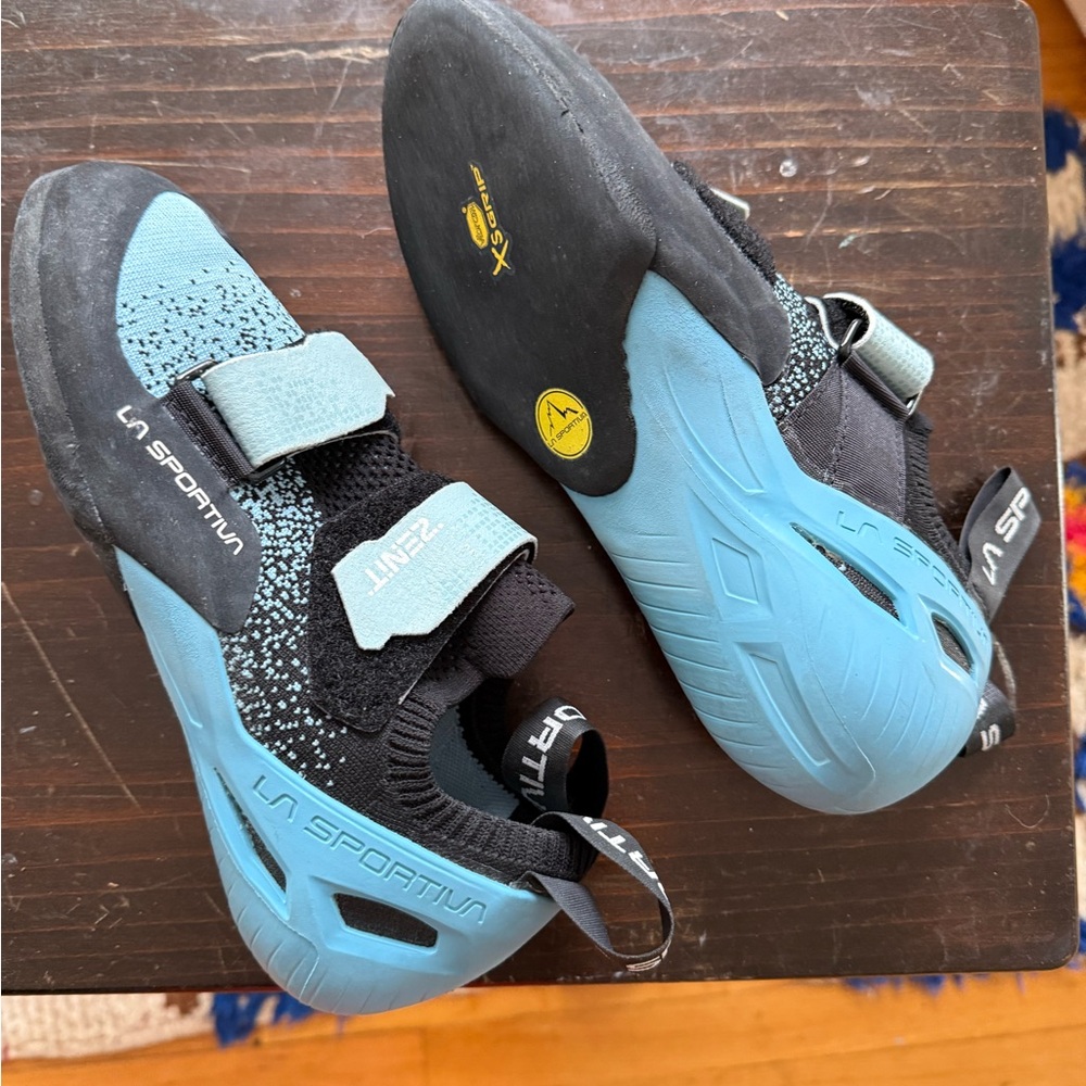 La Sportiva Women's Climbing Shoes - Black and Blue